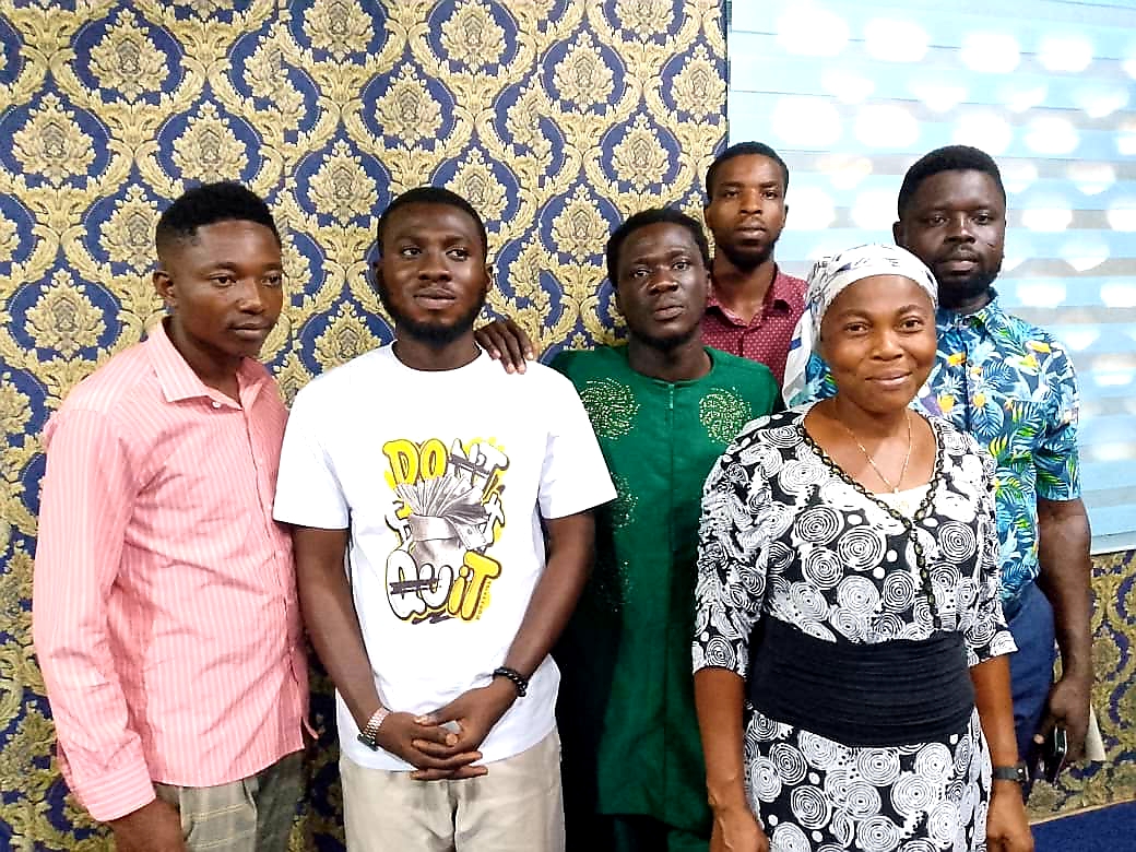 98ad33aa 58e6 4519 ac51 d706efc6bf14