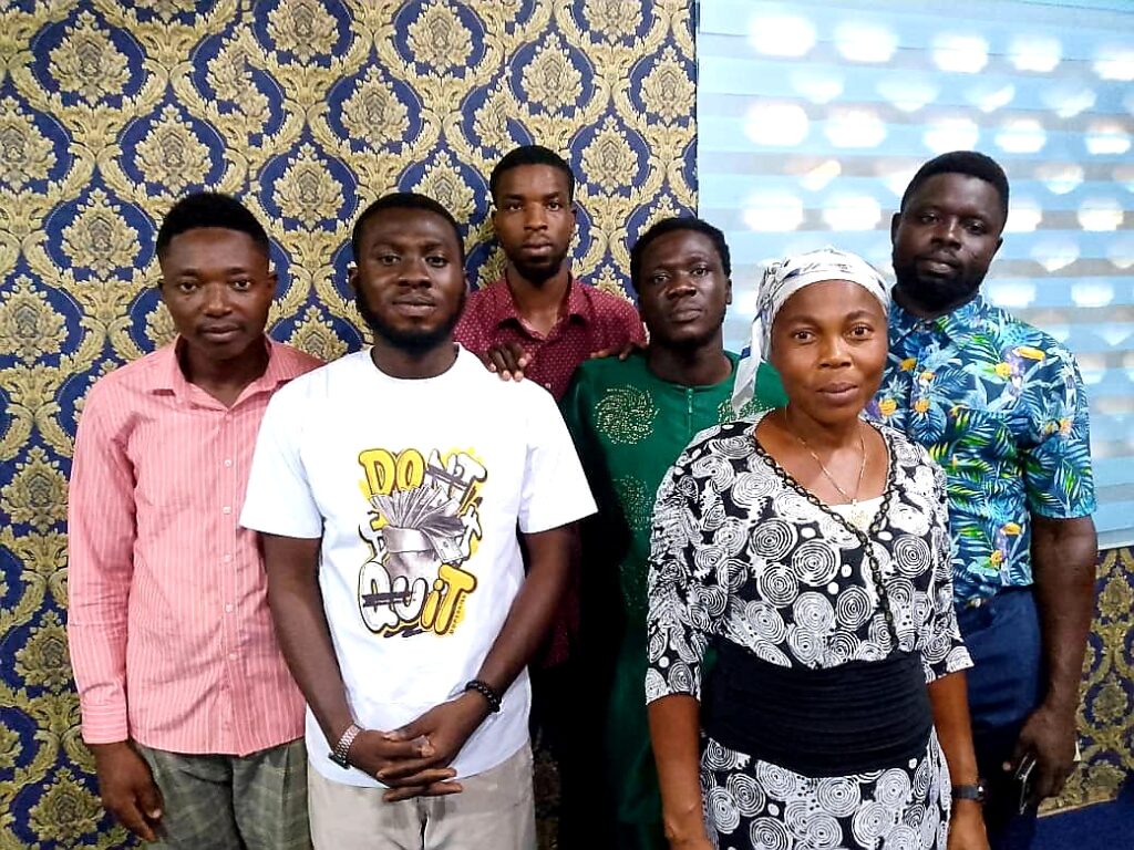 a7cb5409 474a 429b b9be e8a78d2e55ad